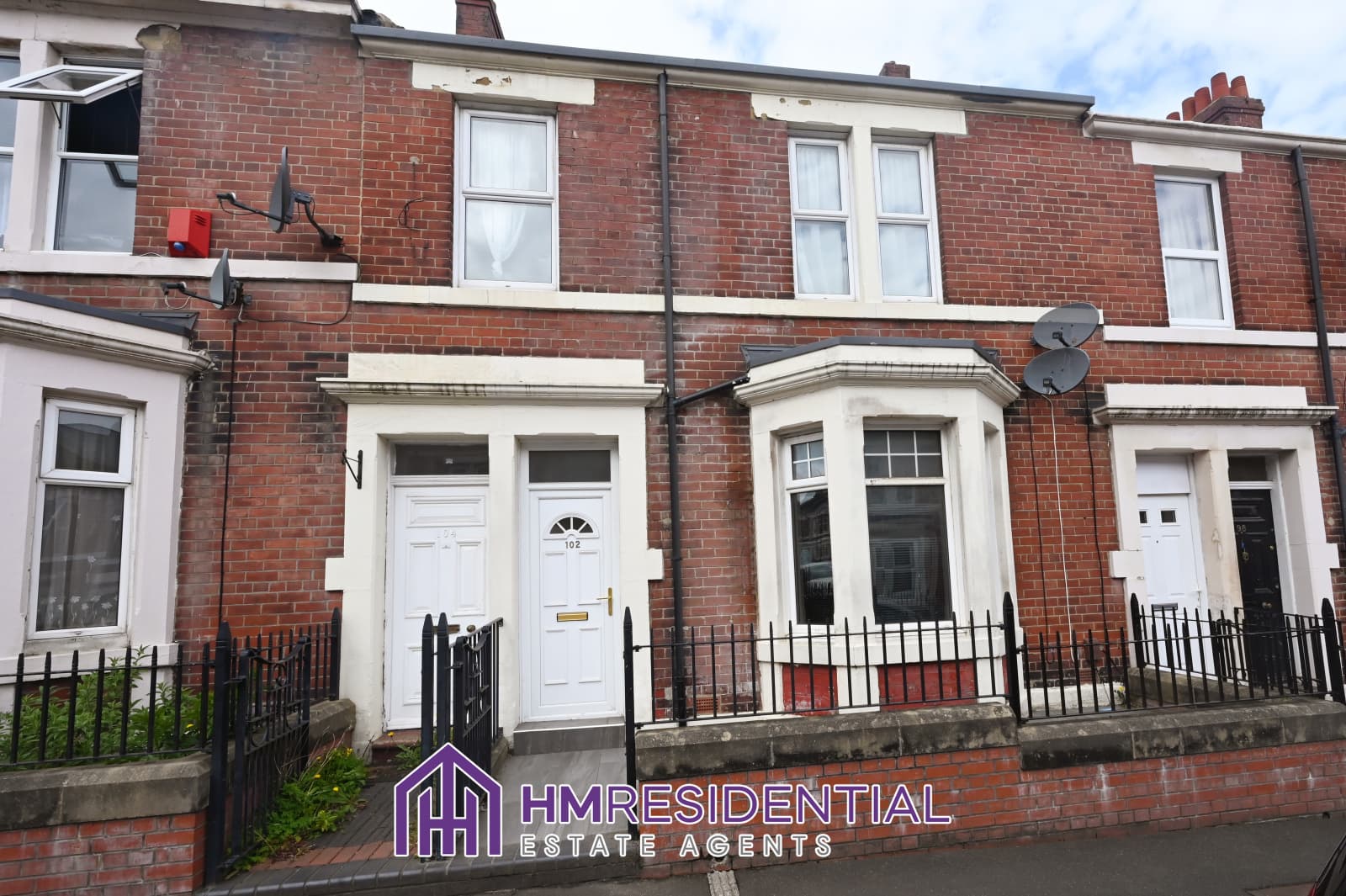 3 Bed Flat — Wingrove Gardens, Fenham, Newcastle upon Tyne, NE4 9HR